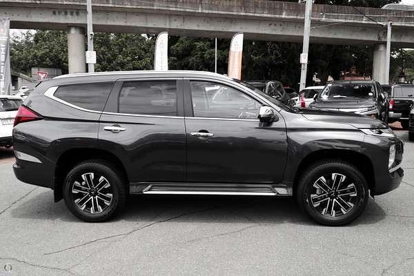 2024 Mitsubishi Pajero Sport Exceed QF