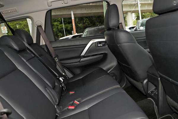 2024 Mitsubishi Pajero Sport Exceed QF