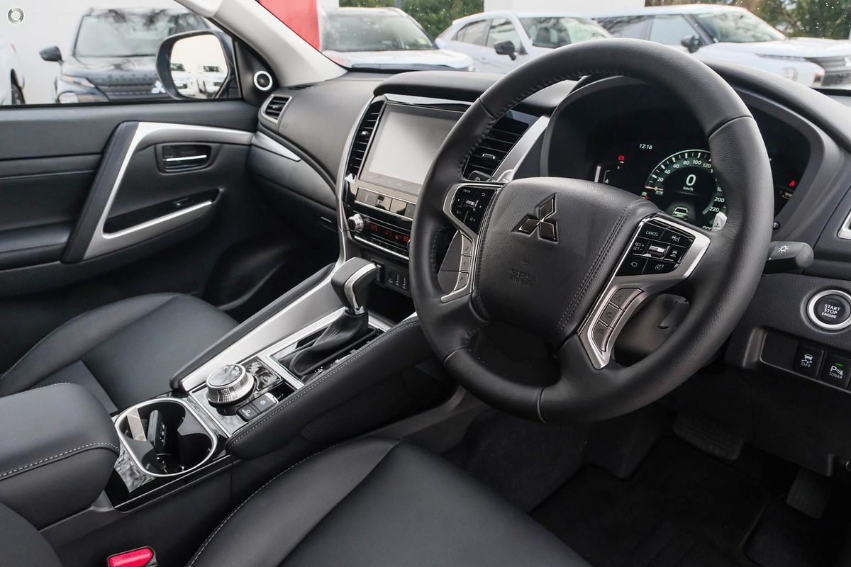 2024 Mitsubishi Pajero Sport Exceed QF