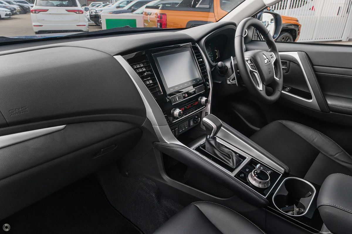 2024 Mitsubishi Pajero Sport Exceed QF