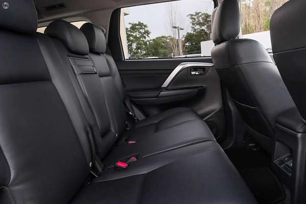 2024 Mitsubishi Pajero Sport Exceed QF