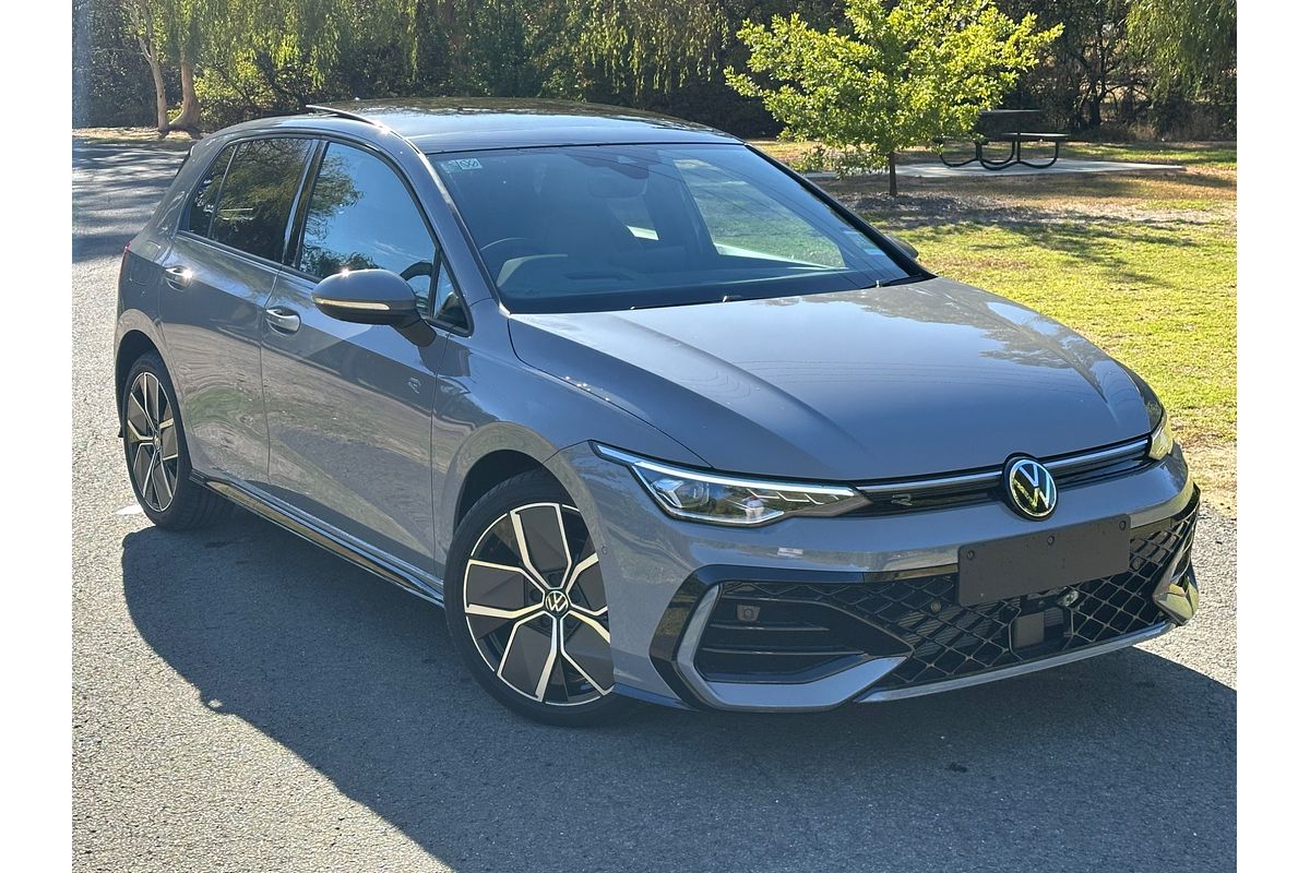 2025 Volkswagen Golf 110TSI R-Line 8.5