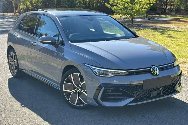 2025 Volkswagen Golf 110TSI R-Line 8.5