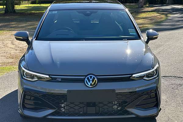 2025 Volkswagen Golf 110TSI R-Line 8.5