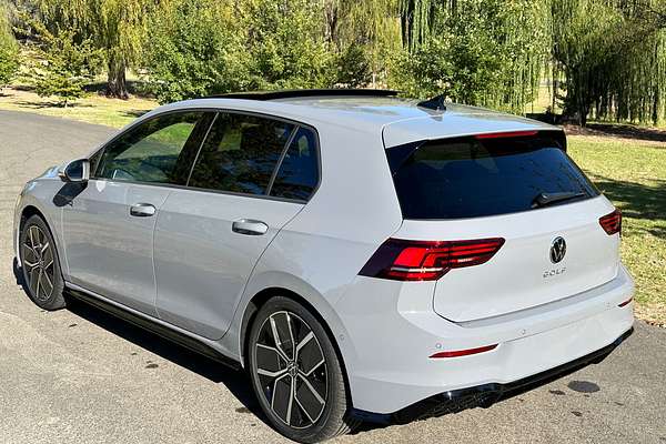 2025 Volkswagen Golf 110TSI R-Line 8.5