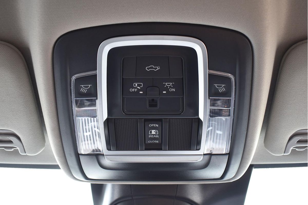 2024 RAM 2500 Laramie Rambox DJ 4X4