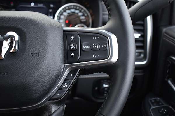 2024 RAM 2500 Laramie Rambox DJ 4X4