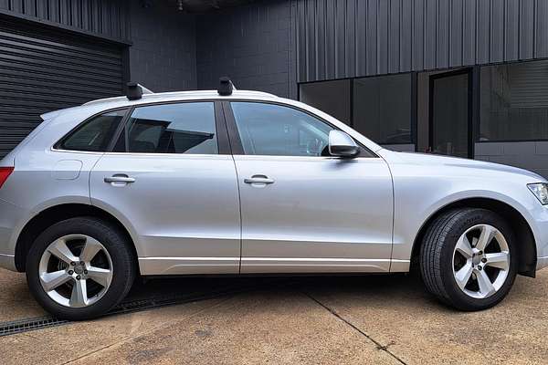 2011 Audi Q5 2.0 TDI QUATTRO 8R MY12