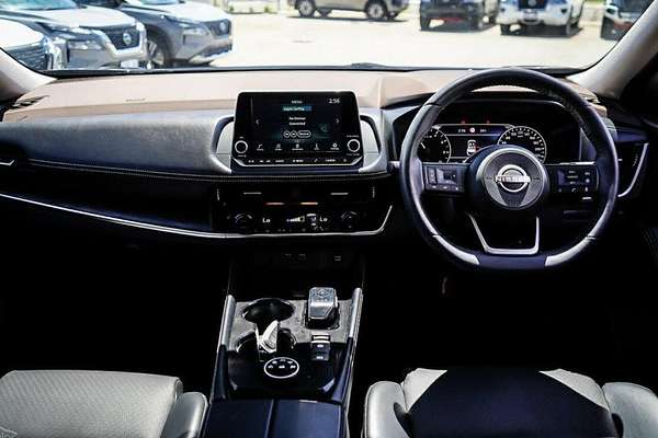 2025 Nissan X-TRAIL ST-L e-POWER T33