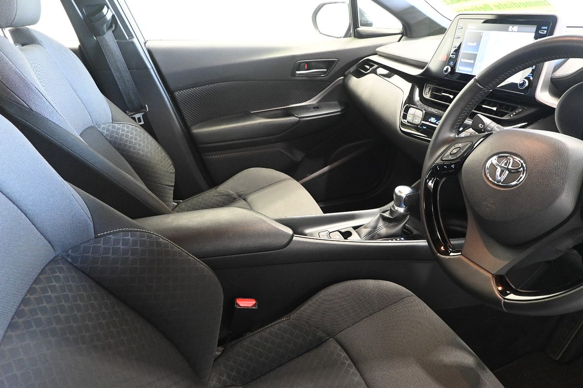 2022 Toyota C-HR GXL NGX10R