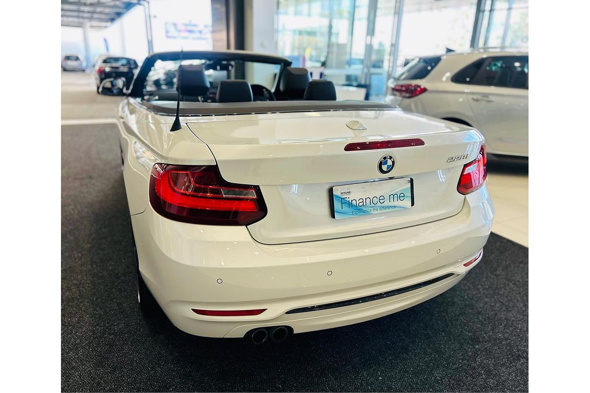 2015 BMW 2 Series 228i Sport Line F23