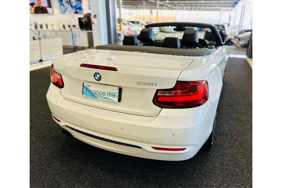 2015 BMW 2 Series 228i Sport Line F23