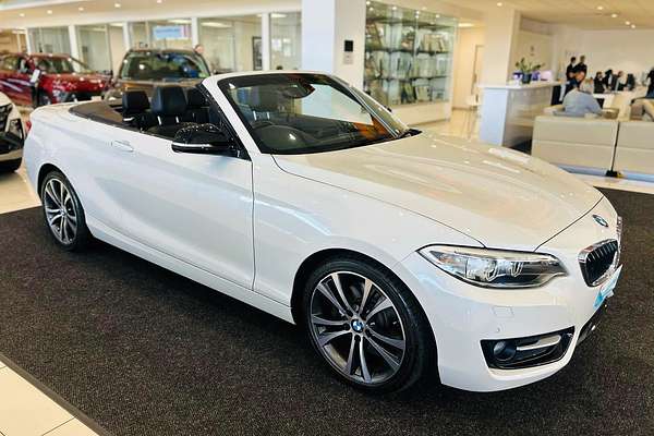 2015 BMW 2 Series 228i Sport Line F23
