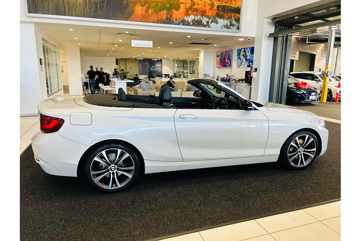 2015 BMW 2 Series 228i Sport Line F23