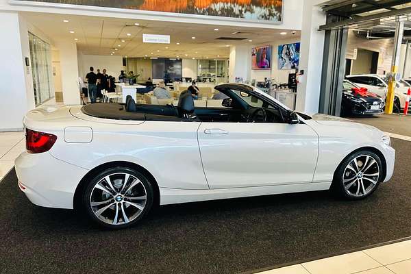 2015 BMW 2 Series 228i Sport Line F23
