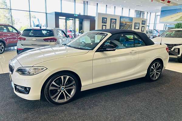 2015 BMW 2 Series 228i Sport Line F23