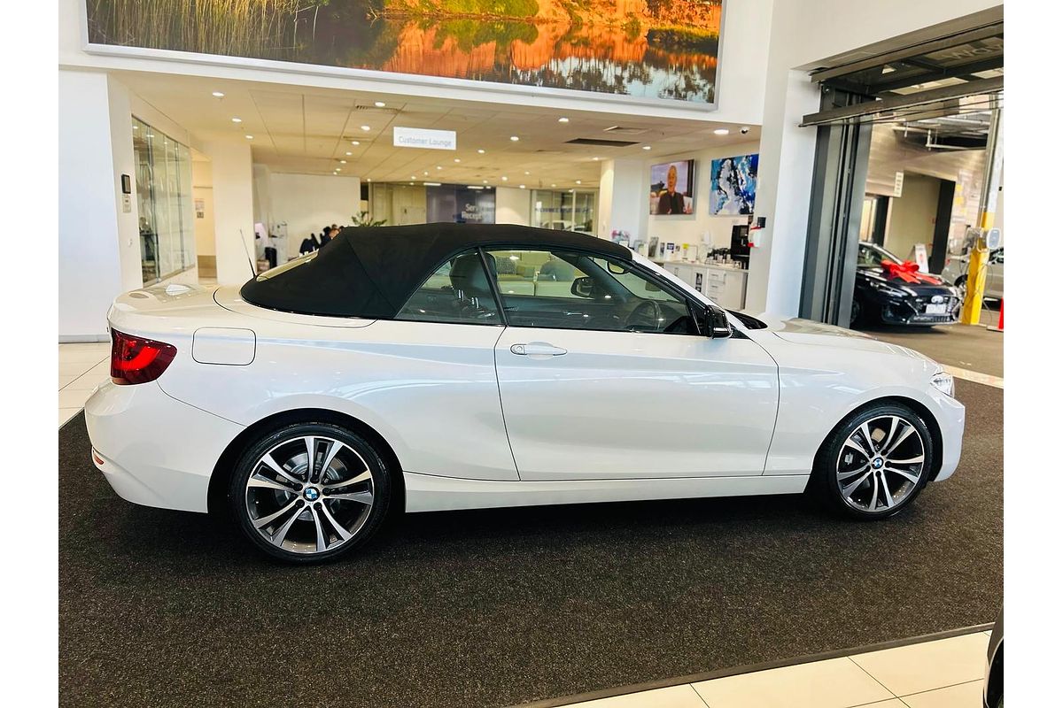 2015 BMW 2 Series 228i Sport Line F23