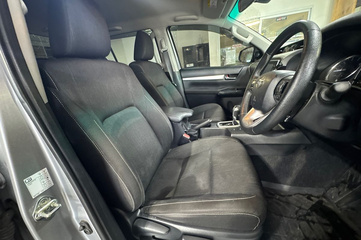2023 Toyota Hilux SR5 GUN126R 4X4