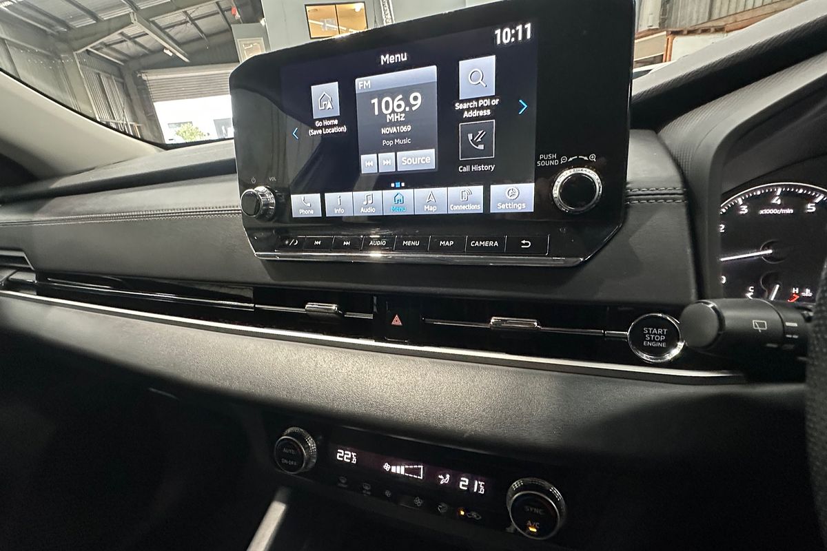 2022 Mitsubishi Outlander ES ZM