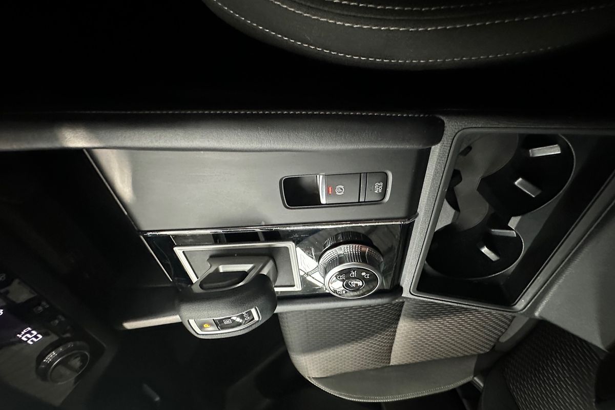 2022 Mitsubishi Outlander ES ZM