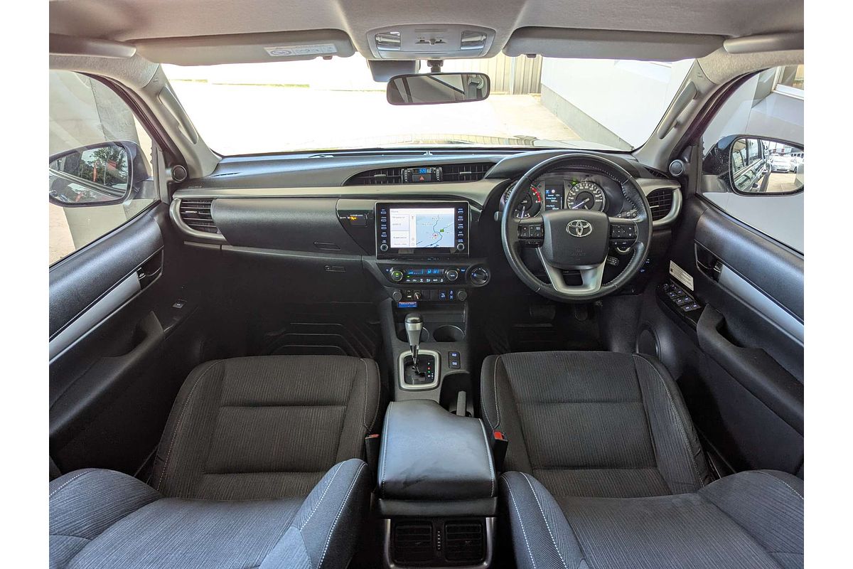 2020 Toyota Hilux SR5 GUN126R 4X4