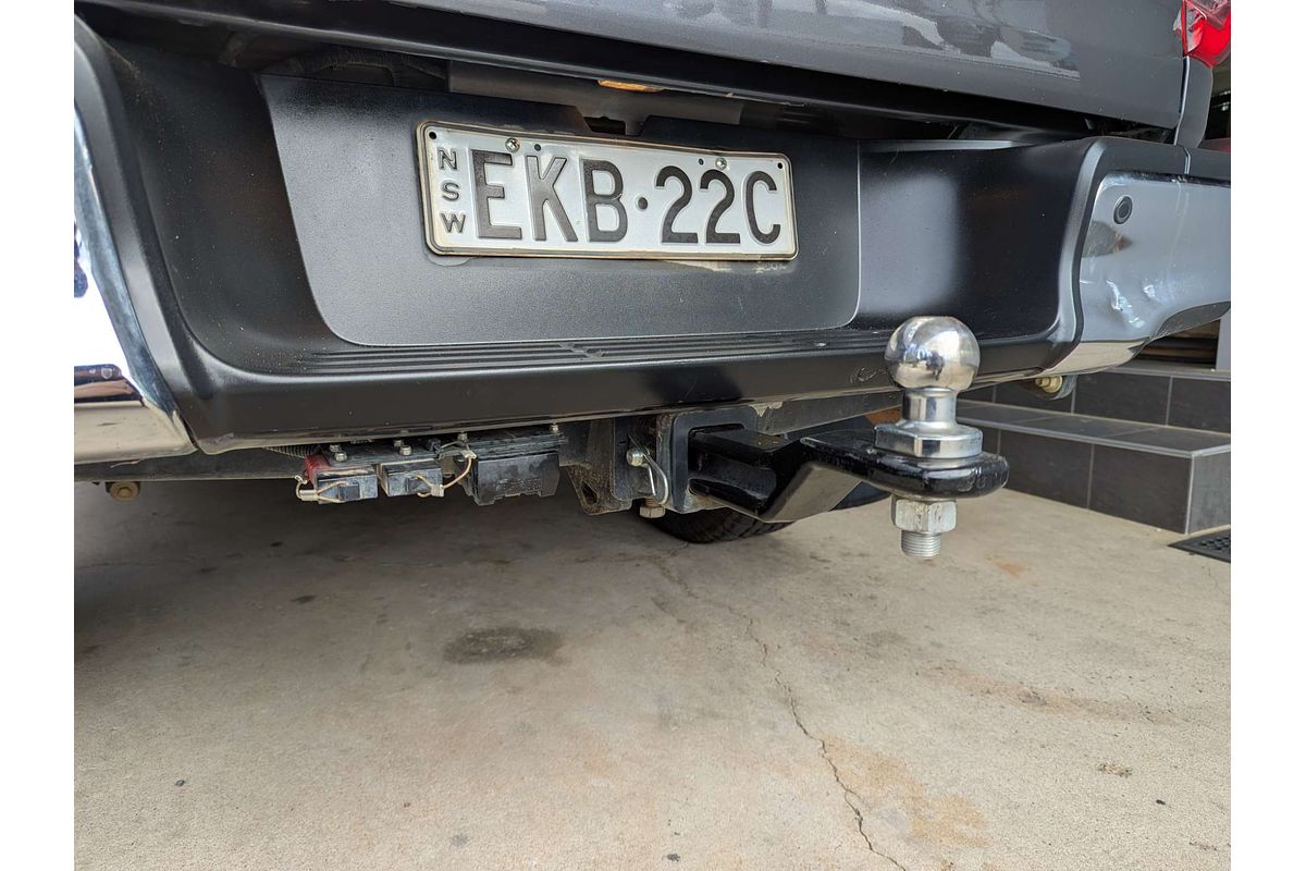 2020 Toyota Hilux SR5 GUN126R 4X4