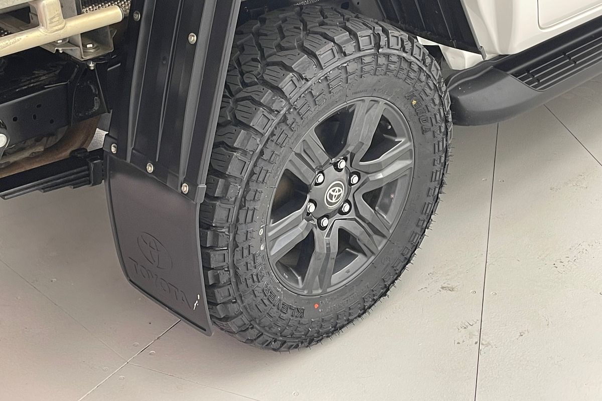 2022 Toyota Hilux SR GUN126R 4X4