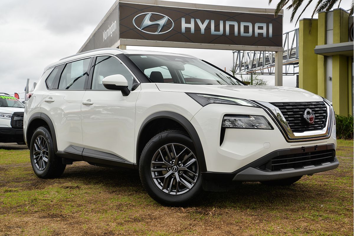 2024 Nissan X-TRAIL ST T33