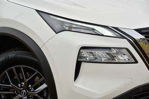 2024 Nissan X-TRAIL ST T33