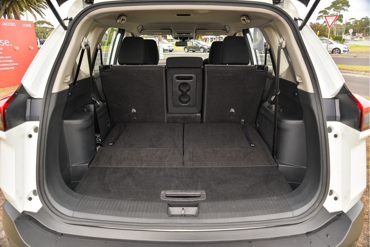 2024 Nissan X-TRAIL ST T33