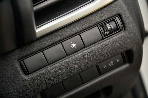 2024 Nissan X-TRAIL ST T33