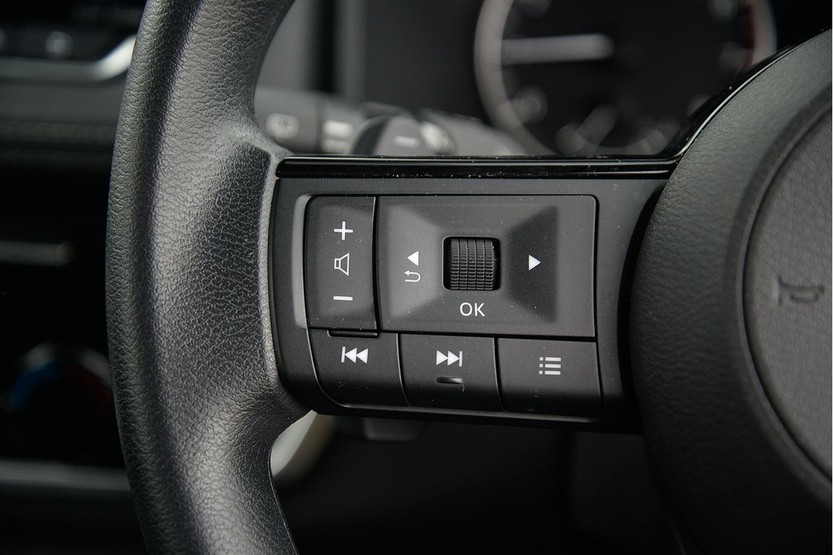 2024 Nissan X-TRAIL ST T33