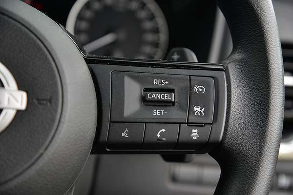 2024 Nissan X-TRAIL ST T33