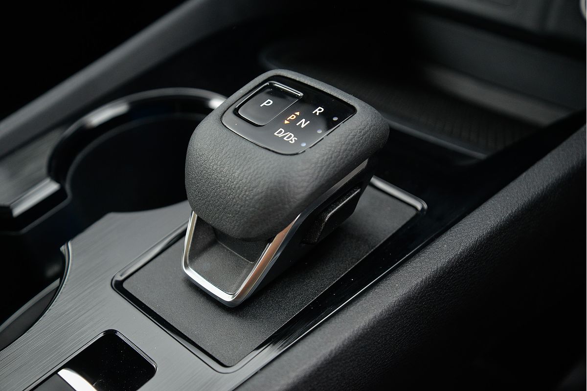 2024 Nissan X-TRAIL ST T33