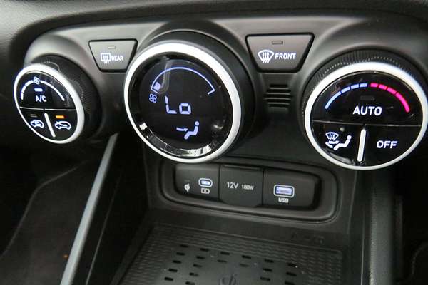 2024 Hyundai Venue Elite QX.V5