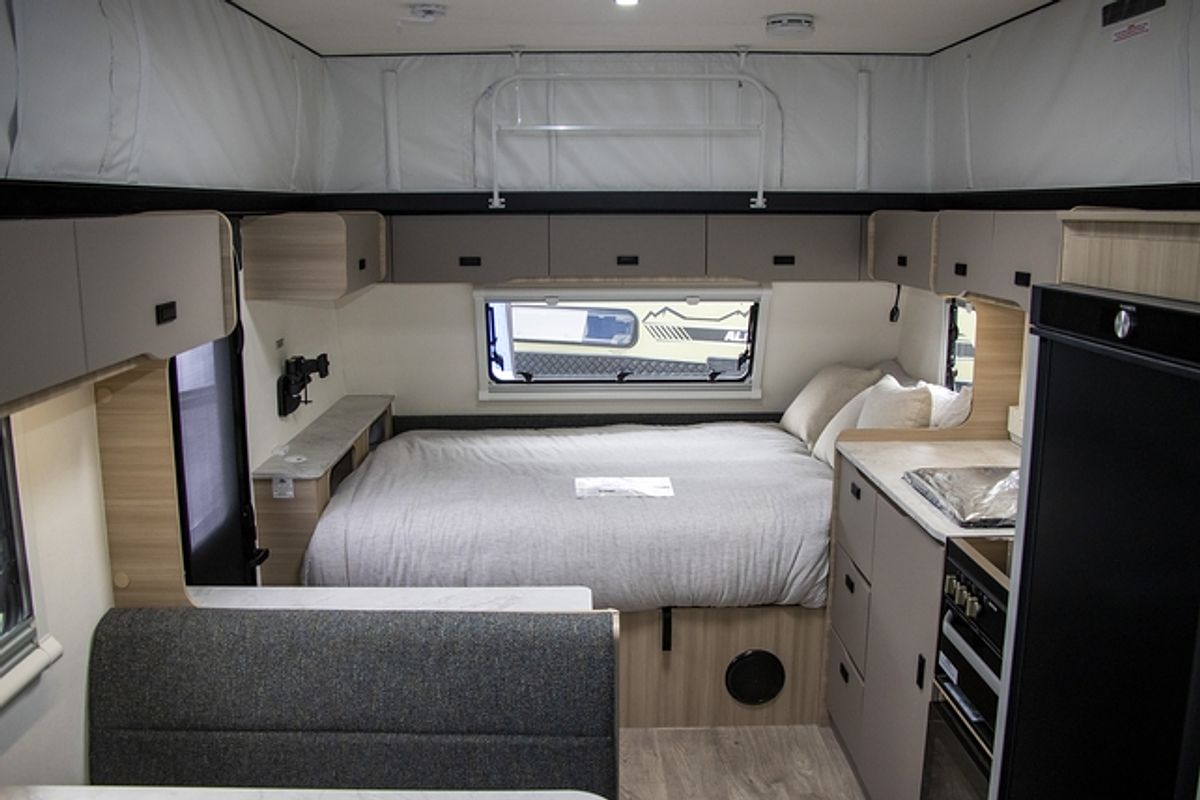 2025 Jayco DISCOVERY POPTOP 17.58-3.OB.DY-MY25
