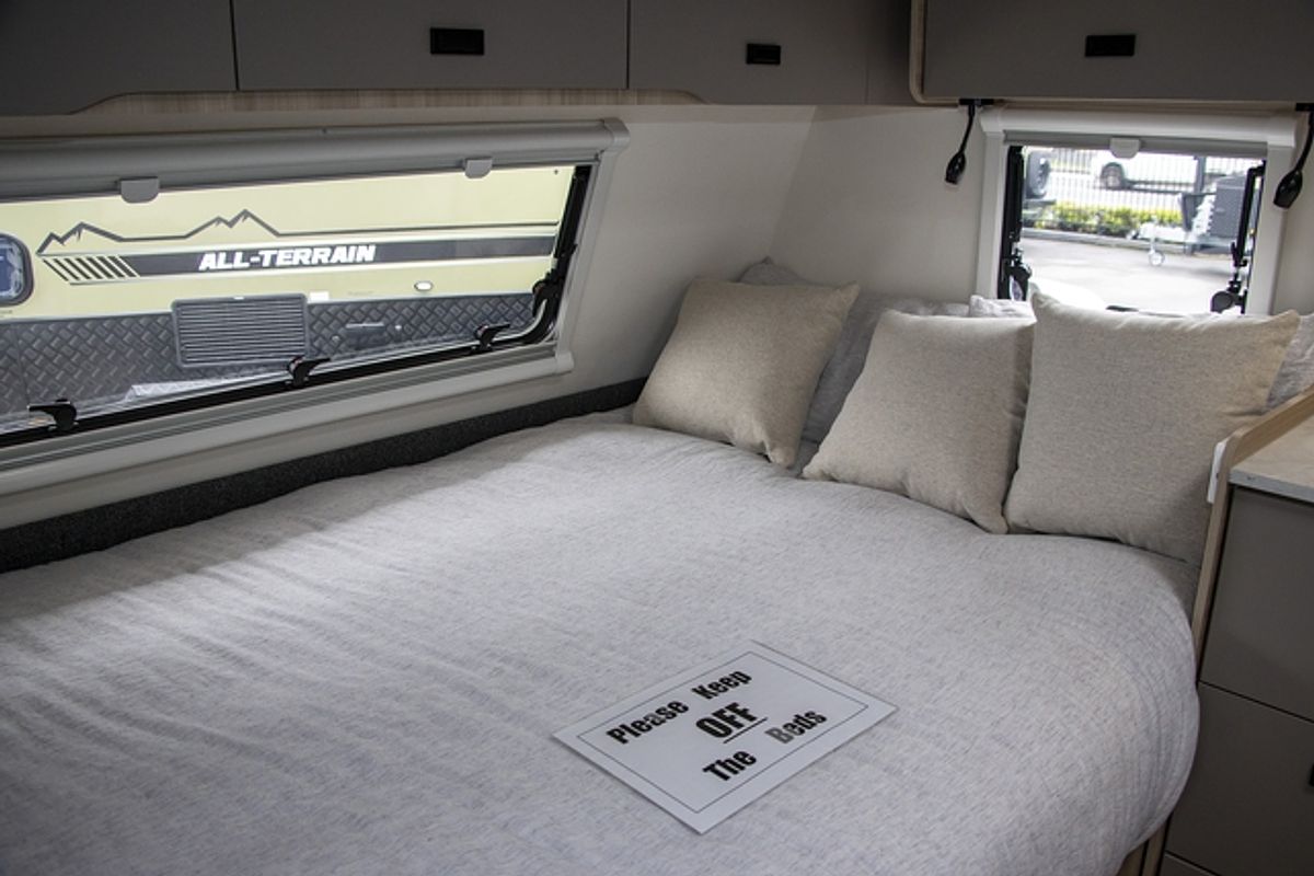 2025 Jayco DISCOVERY POPTOP 17.58-3.OB.DY-MY25