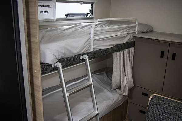 2025 Jayco DISCOVERY POPTOP 17.58-3.OB.DY-MY25