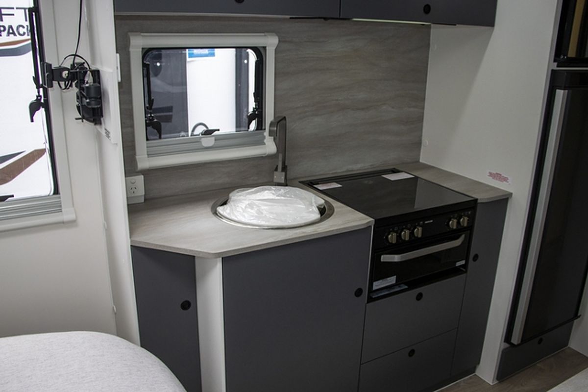 2025 Jayco STARCRAFT CARAVAN 17.54-1.BP.SC-MY25