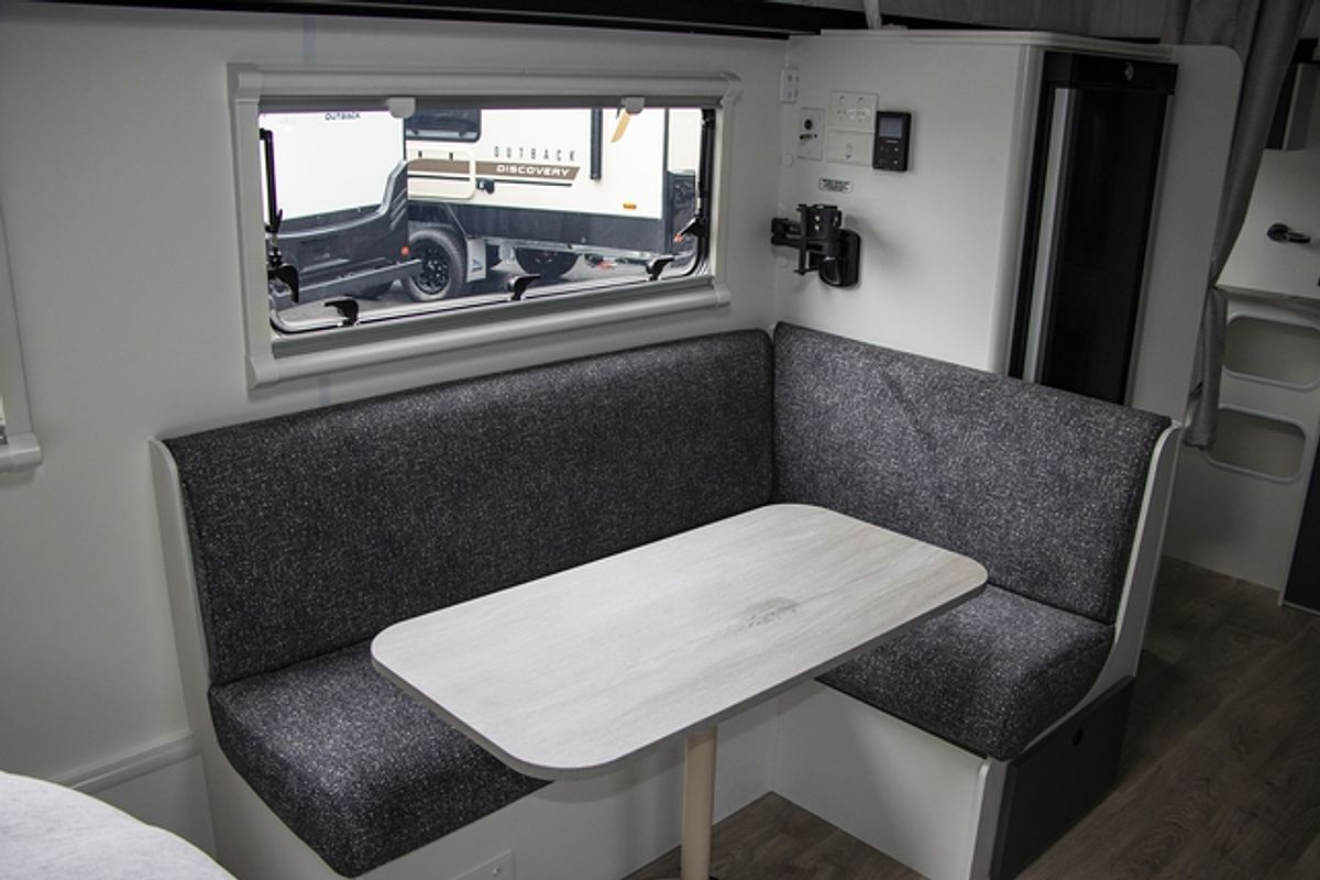 2025 Jayco STARCRAFT POPTOP 16.67-5.BP.SC-MY25