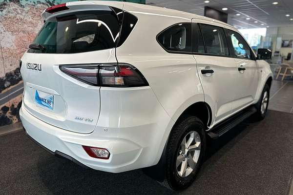 2024 Isuzu MU-X LS-M