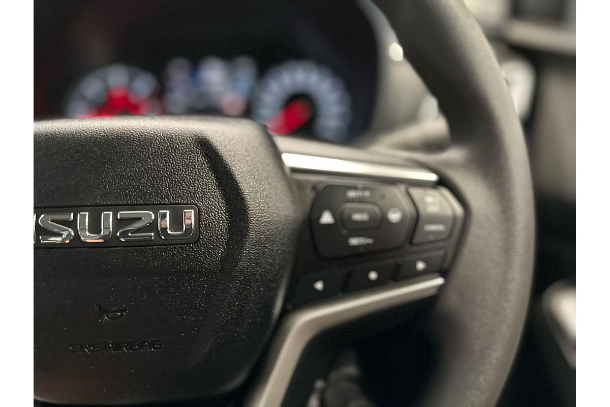 2024 Isuzu MU-X LS-M
