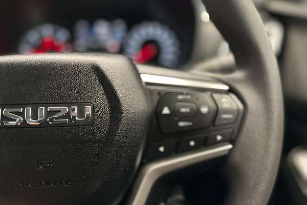 2024 Isuzu MU-X LS-M