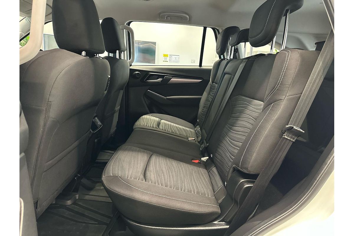 2024 Isuzu MU-X LS-M