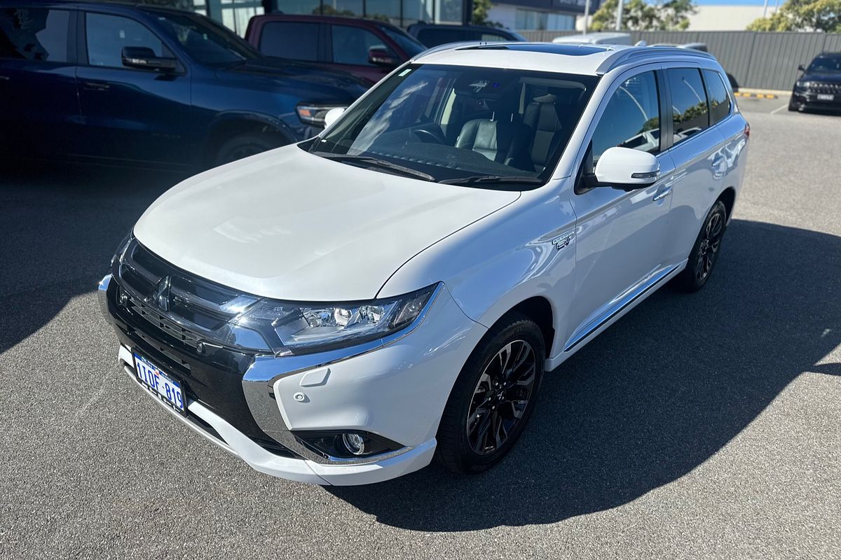 2018 Mitsubishi Outlander PHEV Exceed ZK