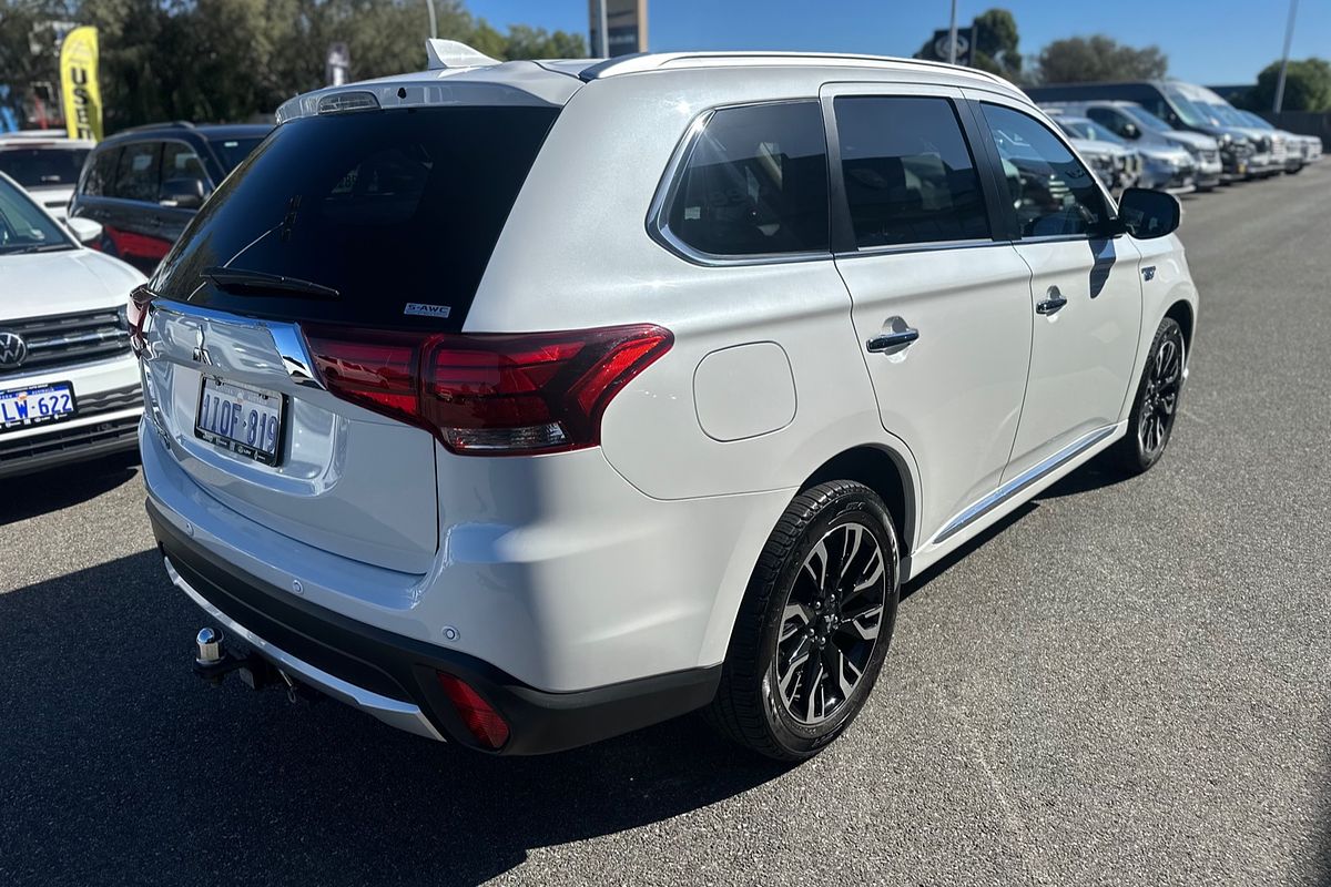 2018 Mitsubishi Outlander PHEV Exceed ZK