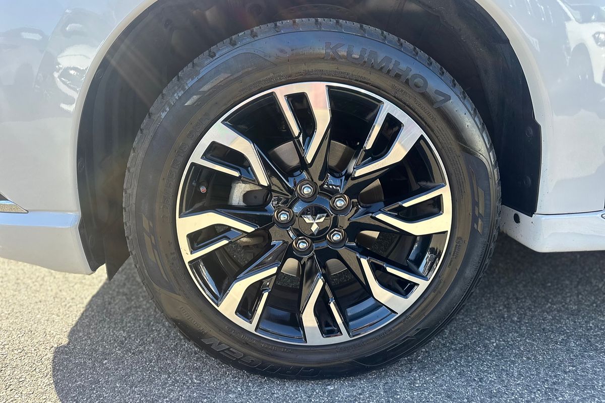 2018 Mitsubishi Outlander PHEV Exceed ZK