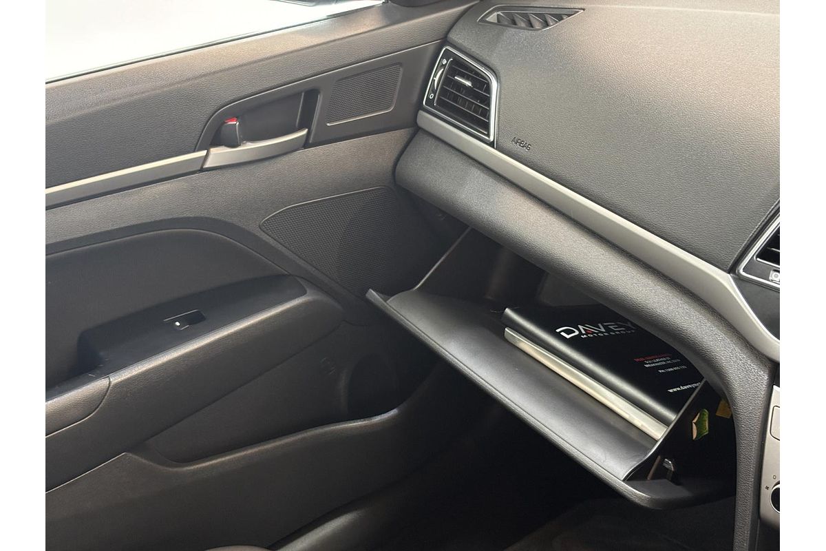 2019 Hyundai Elantra Active AD.2