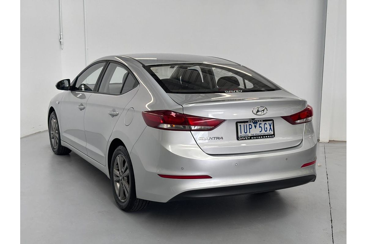 2019 Hyundai Elantra Active AD.2
