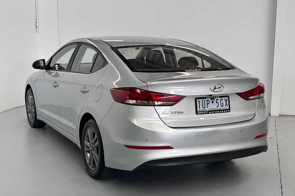 2019 Hyundai Elantra Active AD.2